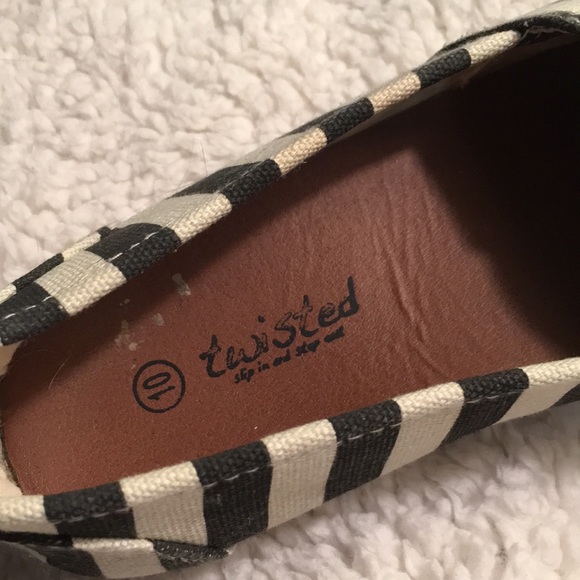 Striped flats - Picture 2 of 3